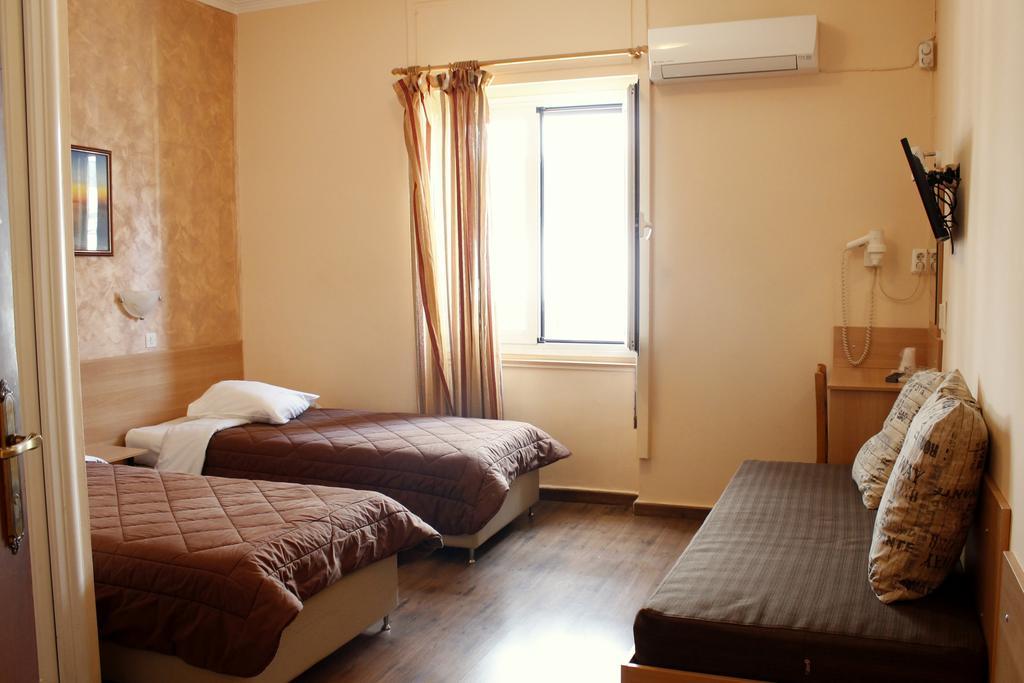 Electra Hotel Pireo Esterno foto